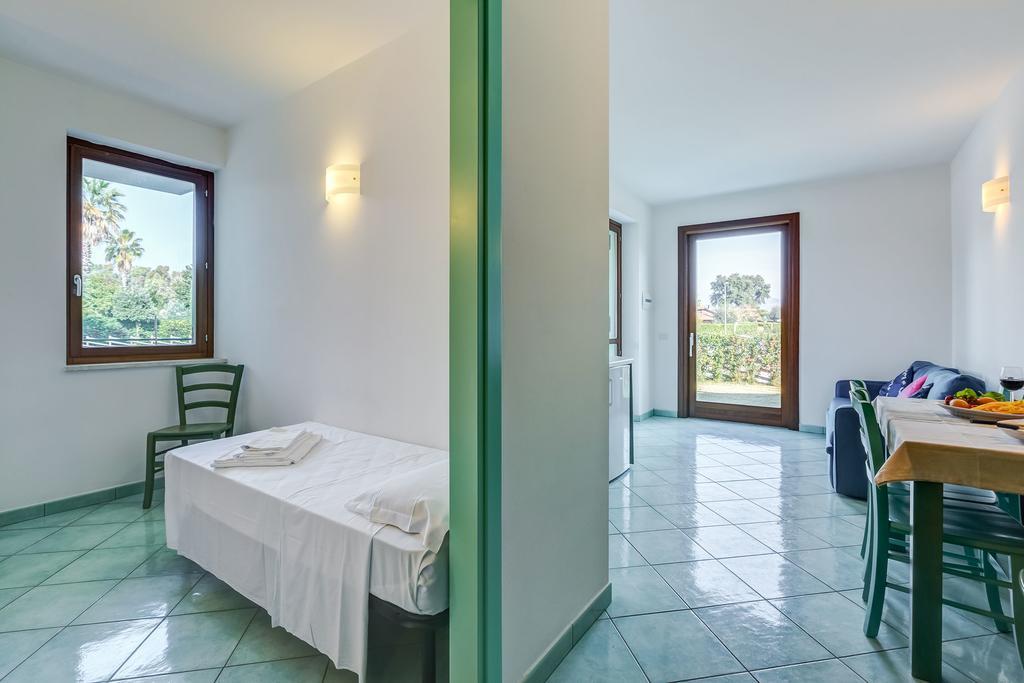 Terra Felice Aparthotel San Felice Circeo Buitenkant foto