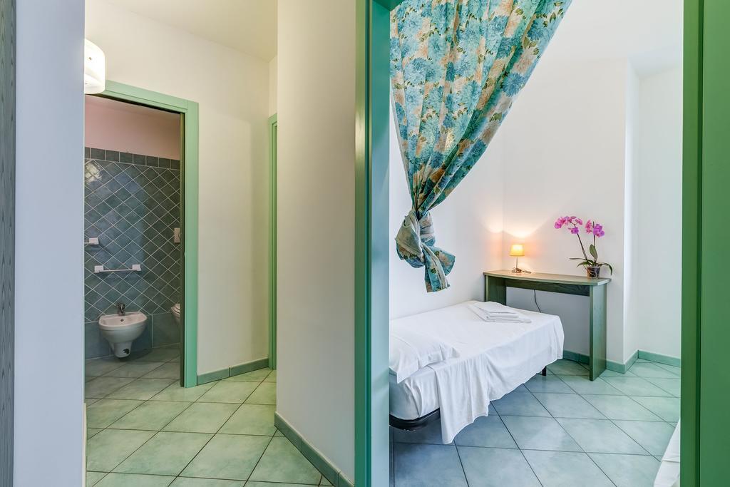 Terra Felice Aparthotel San Felice Circeo Buitenkant foto