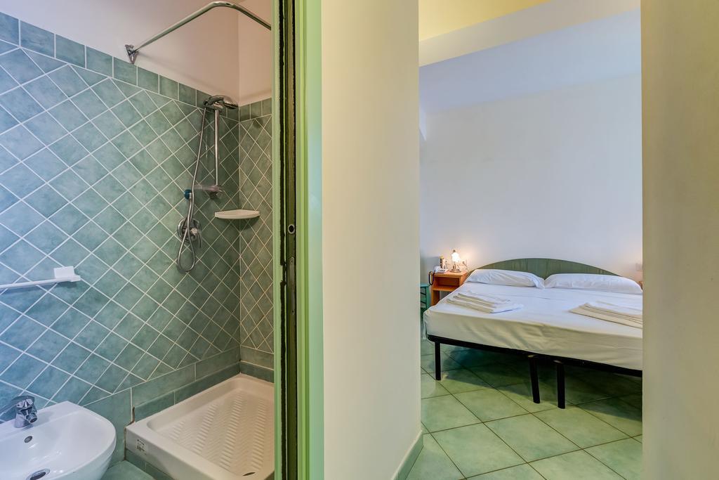 Terra Felice Aparthotel San Felice Circeo Buitenkant foto
