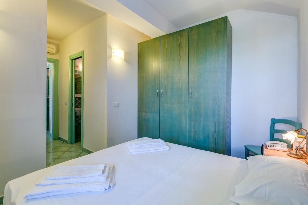 Terra Felice Aparthotel San Felice Circeo Buitenkant foto