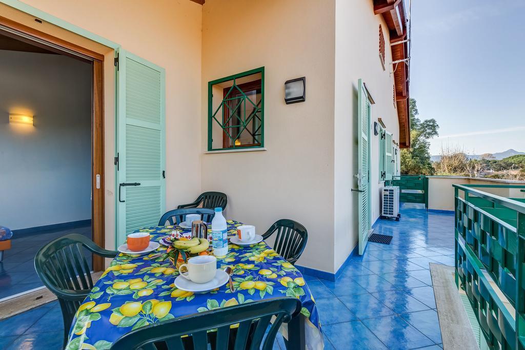 Terra Felice Aparthotel San Felice Circeo Buitenkant foto