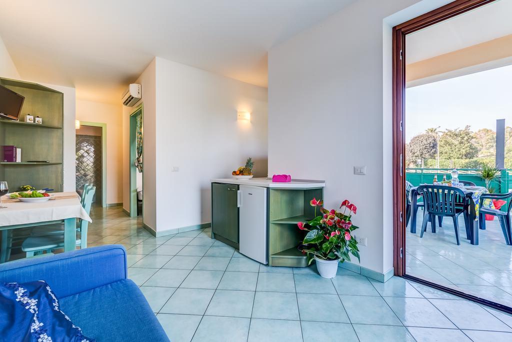 Terra Felice Aparthotel San Felice Circeo Kamer foto